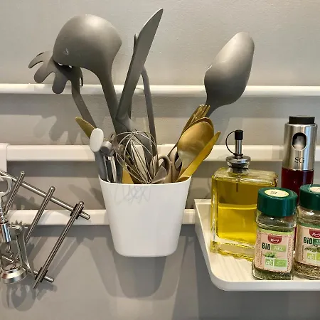 Aux 4 Logis - Le Flore - Petit Dejeuner Offert 1ere Nuit 3*