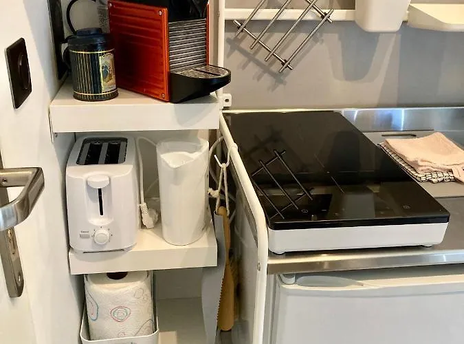 Aux 4 Logis - Le Flore - Petit Dejeuner Offert 1ere Nuit 3*