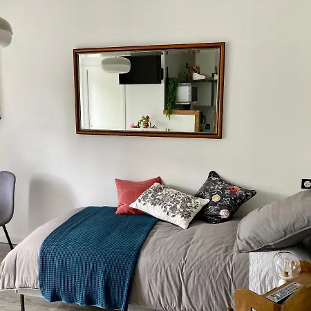 Aux 4 Logis Appart-hotel - Le Flore - Petit Déjeuner Inclus 1ère Nuit Foix