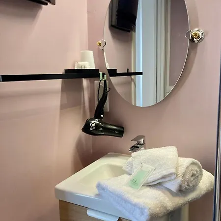 Aux 4 Logis Appart-hotel - Le Flore - Petit Déjeuner Inclus 1ère Nuit